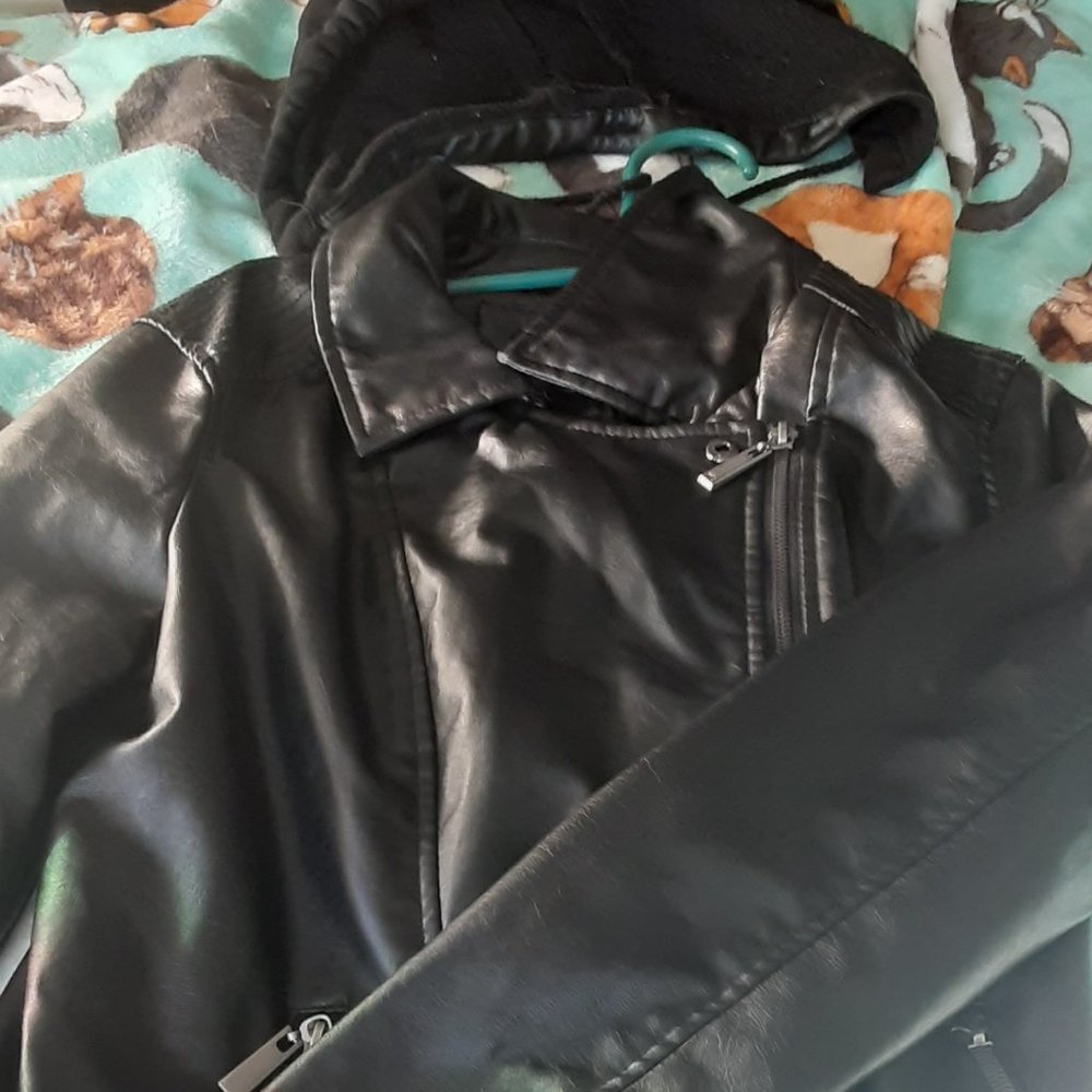 L2 black  Faux leather jacket with detachable hood. Medium